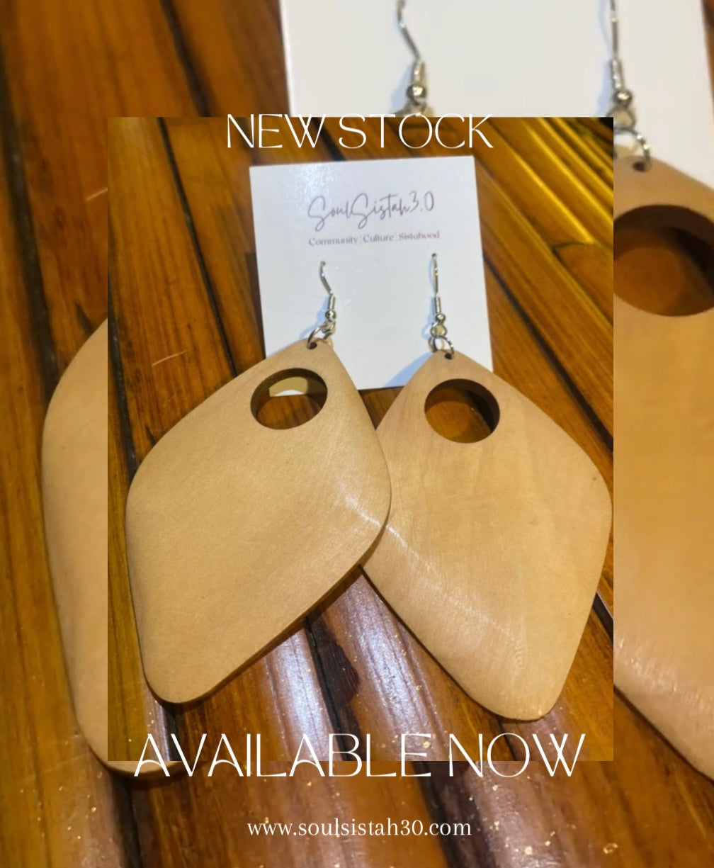 Oval Tear Drop Earrings