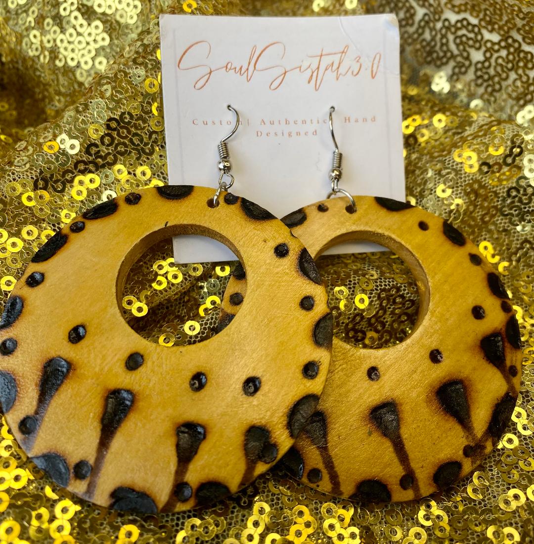 SIGNATURE EARRING COLLECTION